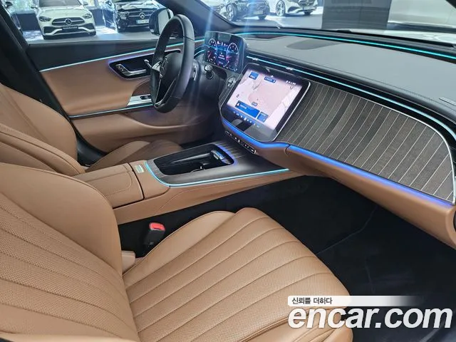 Mercedes-Benz E-Class W214 — Фото автомобиля 11