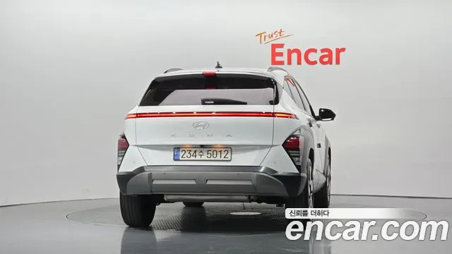 Hyundai Kona SX2 — Фото автомобиля 4