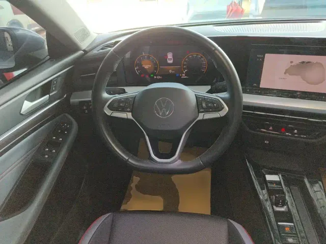 Volkswagen Lamando — Фото автомобиля 6