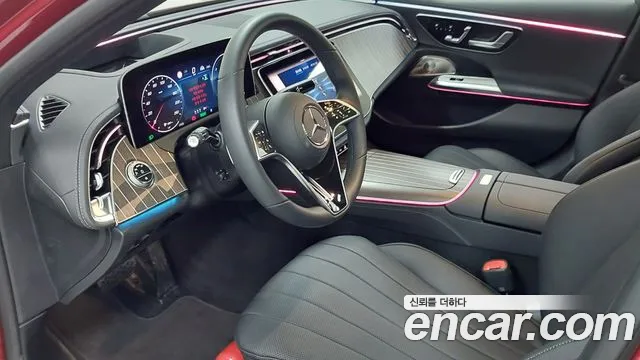 Mercedes-Benz E-Class — Фото автомобиля 9