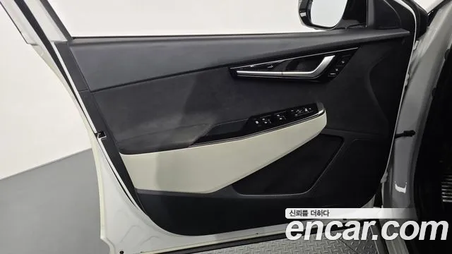 Kia EV6 — Фото автомобиля 13