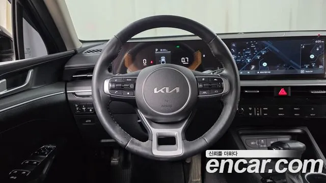Kia K5 Новый K5 3 поколение 2.0 LPi(Для проката) — Фото автомобиля 14