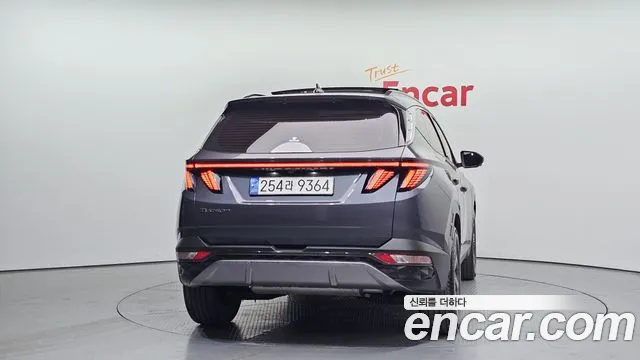 Hyundai Tucson Tucson (NX4) Бензин 1.6 турбо 2WD — Фото автомобиля 4