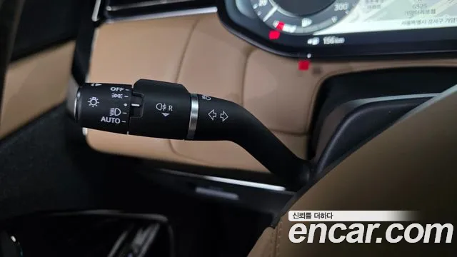 Land Rover Range Rover Sport — Фото автомобиля 27
