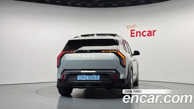 Kia EV3 — Фото автомобиля 4