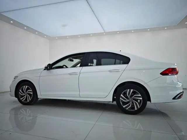 Volkswagen Bora — Фото автомобиля 11