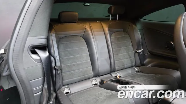 Mercedes-Benz C-Class — Фото автомобиля 12