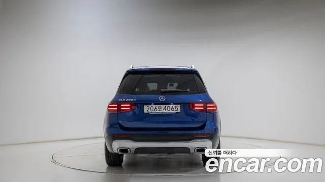 Mercedes-Benz GLB-Class — Фото автомобиля 4