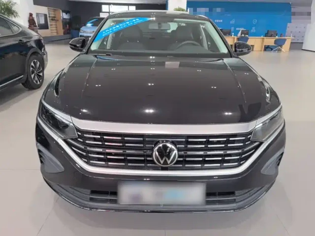 Volkswagen Passat 2025 Outstanding 280TSI Business Edition — Фото автомобиля 2