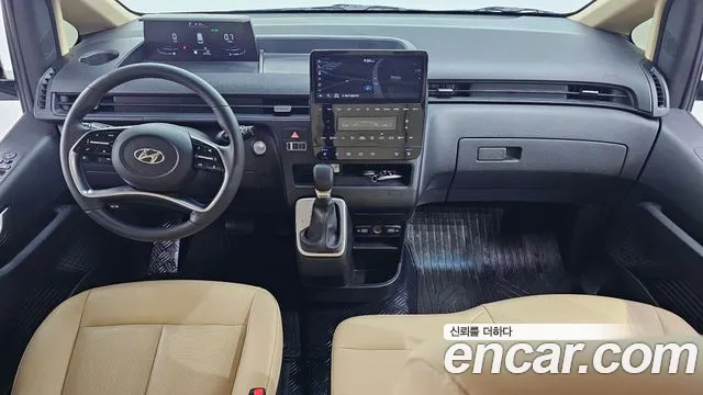 Hyundai Staria Staria 4WD Tourer 9 мест — Фото автомобиля 7