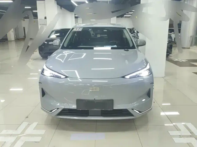 Geely Galaxy E5 — Фото автомобиля 2