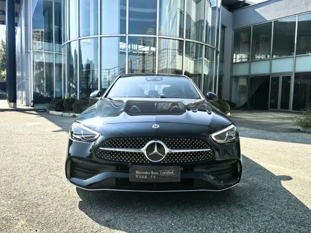 Mercedes-Benz C-Class — Фото автомобиля 2