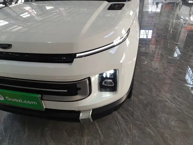 Geely ICON — Фото автомобиля 23