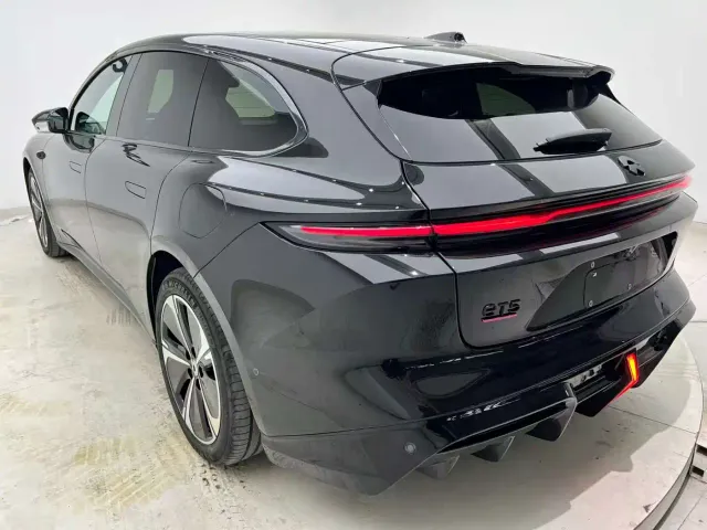Nio ET5 Touring — Фото автомобиля 30