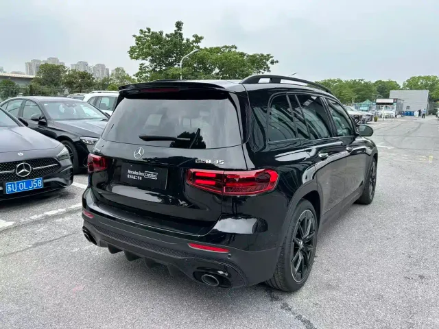 Mercedes-Benz GLB AMG — Фото автомобиля 8