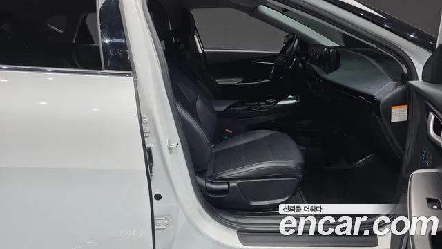 Kia EV6 — Фото автомобиля 11