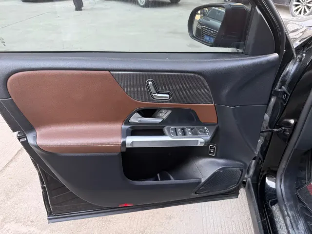 Mercedes-Benz GLB-Class — Фото автомобиля 15