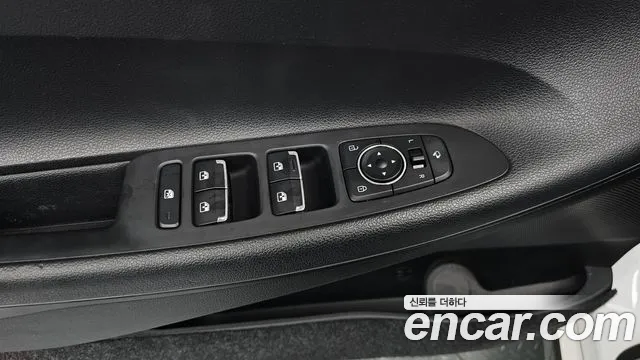 Hyundai Grandeur Новый Grandeur IG 3.0 LPi (Такси) — Фото автомобиля 18