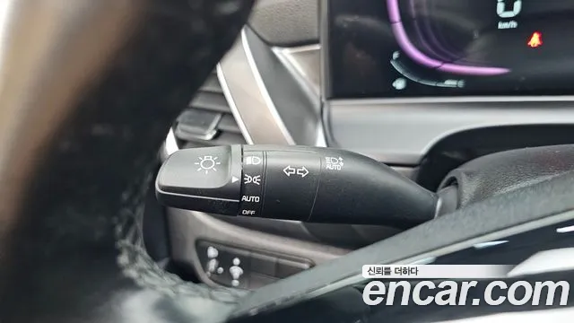 Kia Seltos New — Фото автомобиля 29