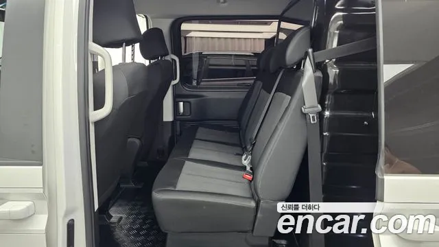 Hyundai Staria — Фото автомобиля 26