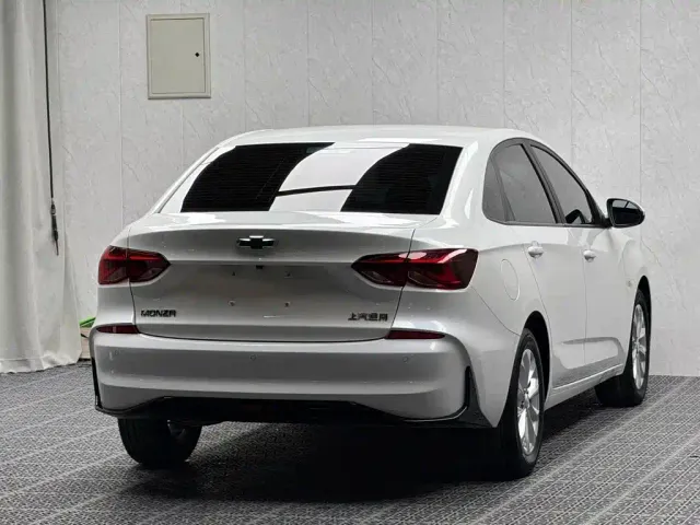 Chevrolet Monza — Фото автомобиля 8