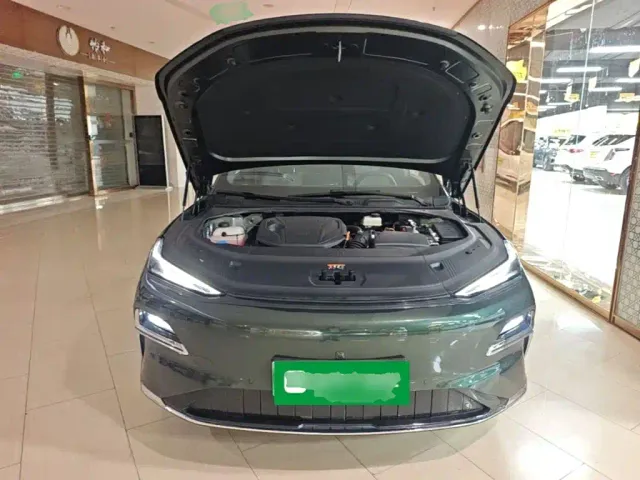 Geely Galaxy Xingyao 8 — Фото автомобиля 19