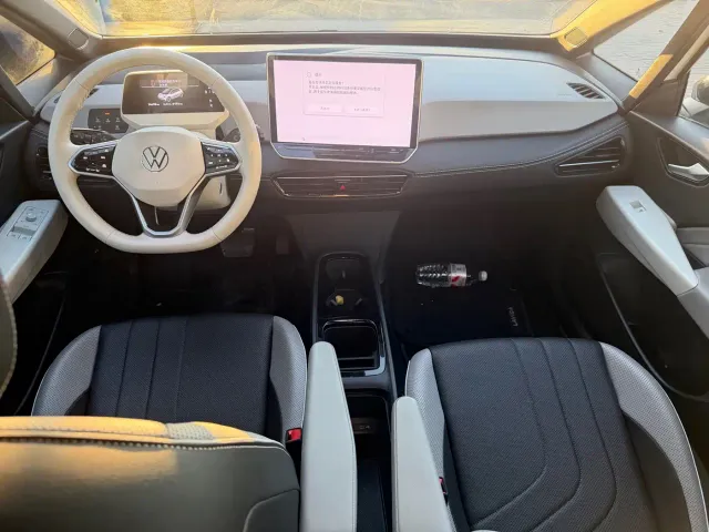 Volkswagen ID.3 — Фото автомобиля 6