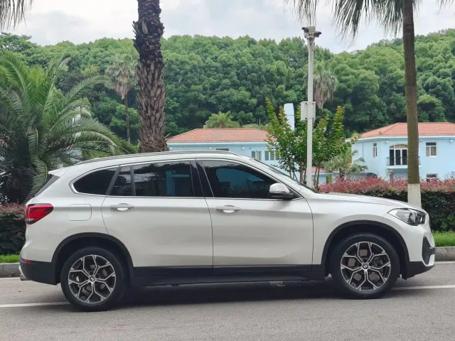 BMW X1 — Фото автомобиля 16