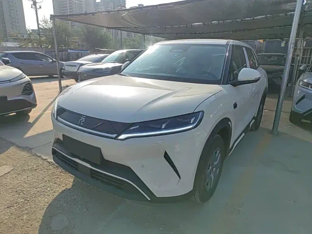 Фотография автомобиля — BYD Yuan UP