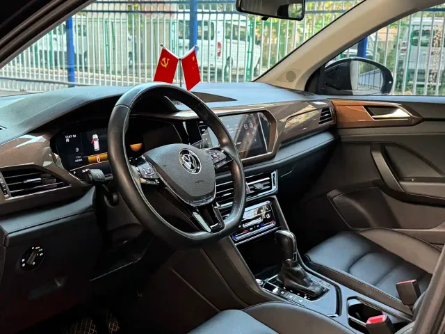 Volkswagen Tharu 2022 280TSI FWD Luxury Edition — Фото автомобиля 8