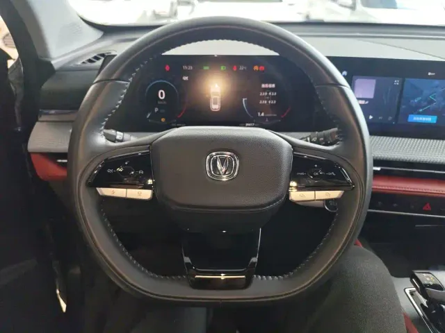 Changan CS75 Plus — Фото автомобиля 6