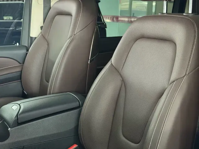 Mercedes-Benz V-Class — Фото автомобиля 4
