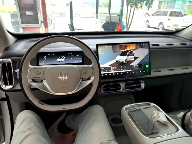 Leapmotor B10 — Фото автомобиля 9