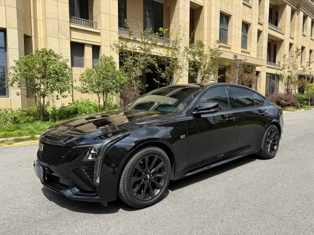 Фотография автомобиля — Cadillac CT5