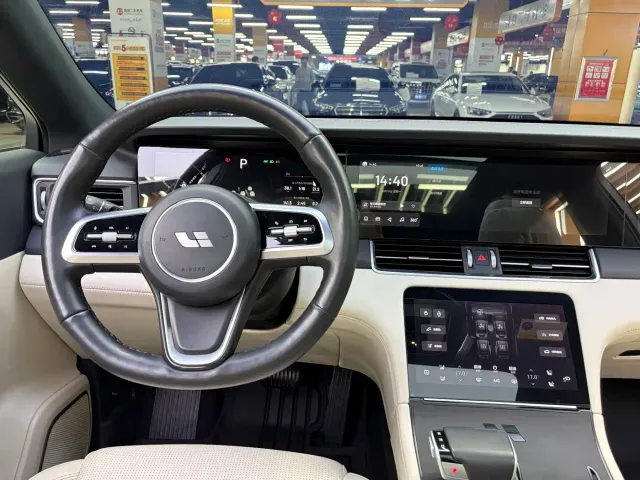 Li Auto ONE — Фото автомобиля 21
