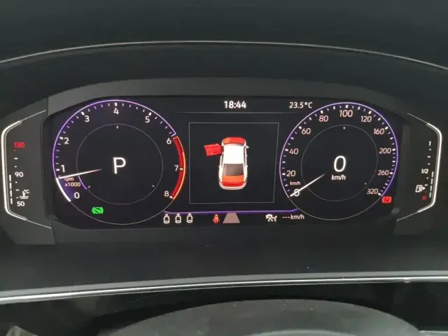 Volkswagen Passat — Фото автомобиля 7