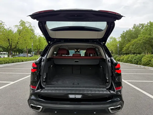 BMW X5 — Фото автомобиля 12