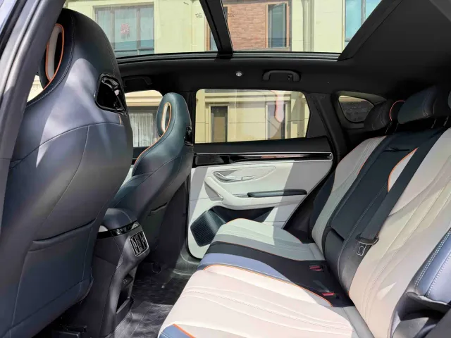 BYD Song PLUS — Фото автомобиля 6