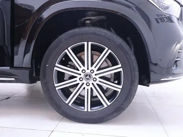 Mercedes-Benz GLE-Class — Фото автомобиля 6