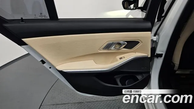 BMW 3-Series 3 серия (G20) 320i M Sport — Фото автомобиля 22