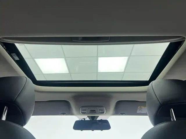 Geely Binyue — Фото автомобиля 17