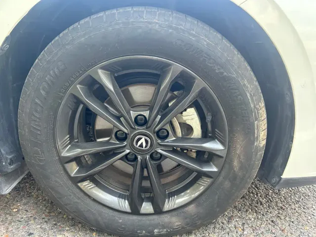 Changan Lamore — Фото автомобиля 17