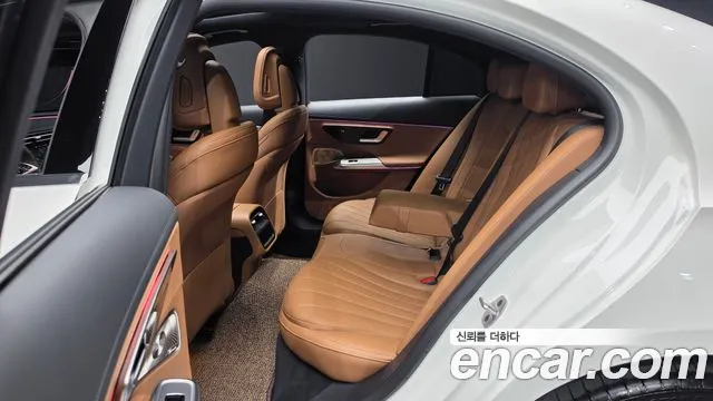 Mercedes-Benz E-Class E-класс W214 E300 4MATIC Exclusive — Фото автомобиля 10