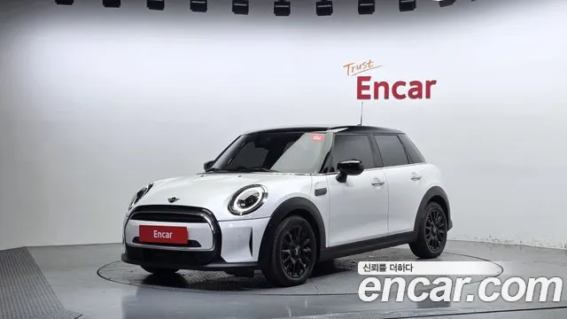 Фотография автомобиля — MINI Cooper