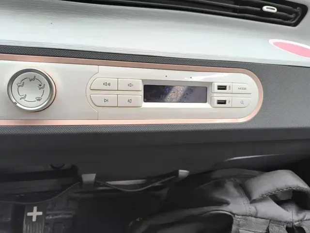 Wuling Hongguang Mini EV — Фото автомобиля 12