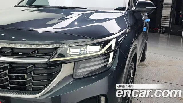 Kia Seltos — Фото автомобиля 7