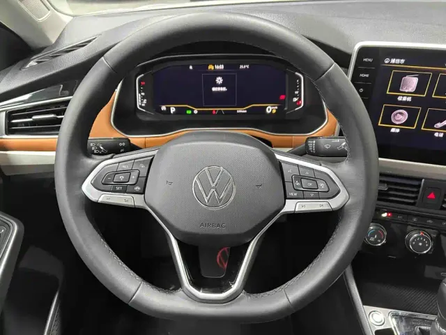Volkswagen Bora — Фото автомобиля 8