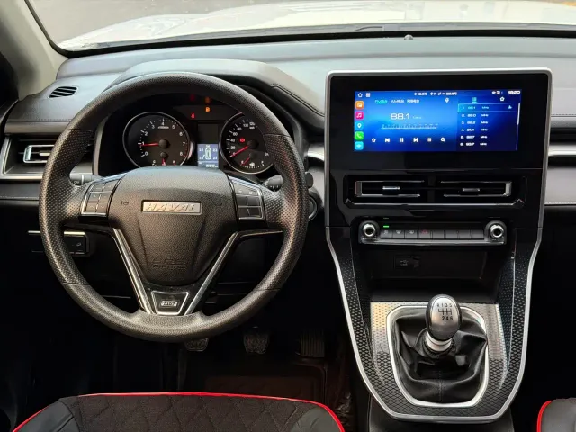 Haval M6 — Фото автомобиля 16