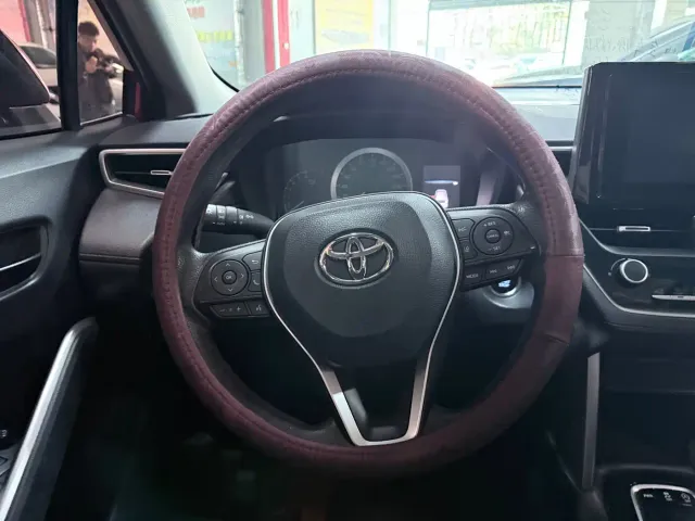 Toyota Frontlander — Фото автомобиля 14