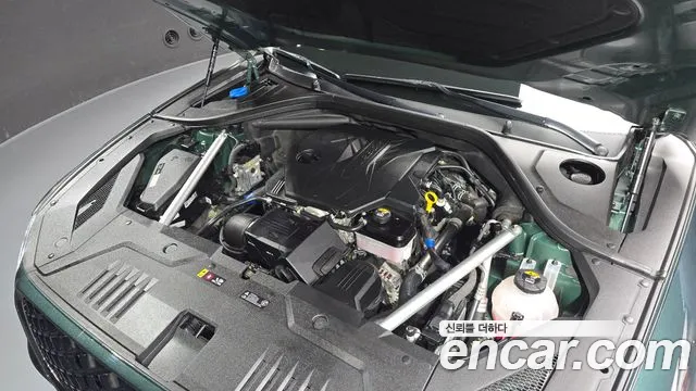 Genesis GV70 — Фото автомобиля 9